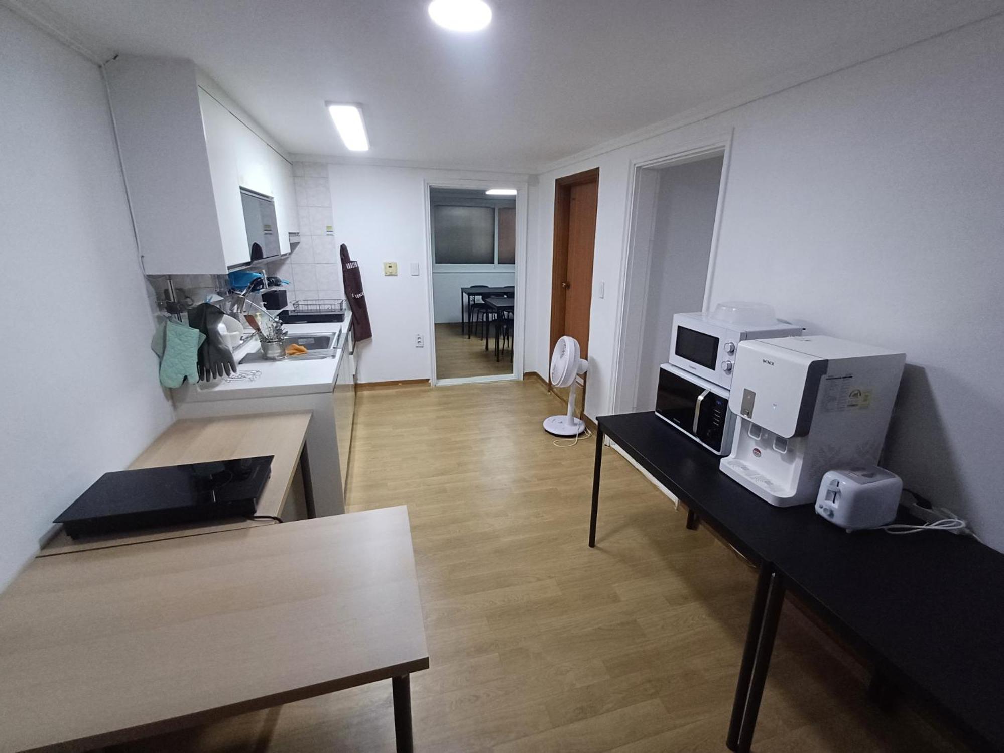 Ocean'S Guesthouse - Foreigners Only Seul Exterior foto